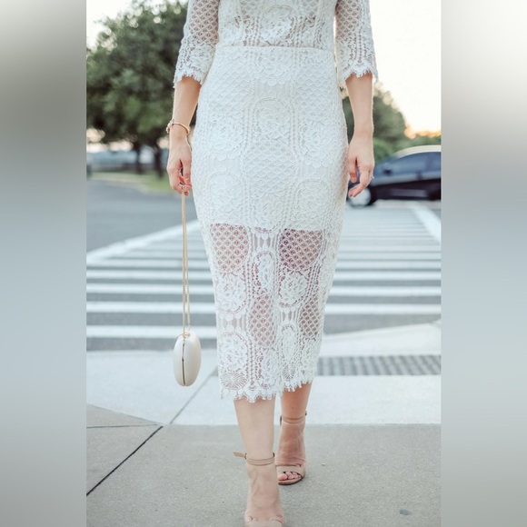 Alexis natural white lace dress size Large. - Picture 5 of 17